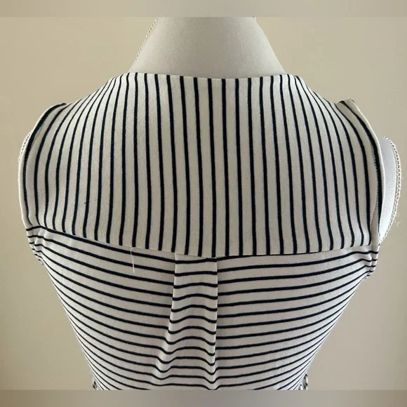 CUTE Striped Dress - Picture 6 of 7